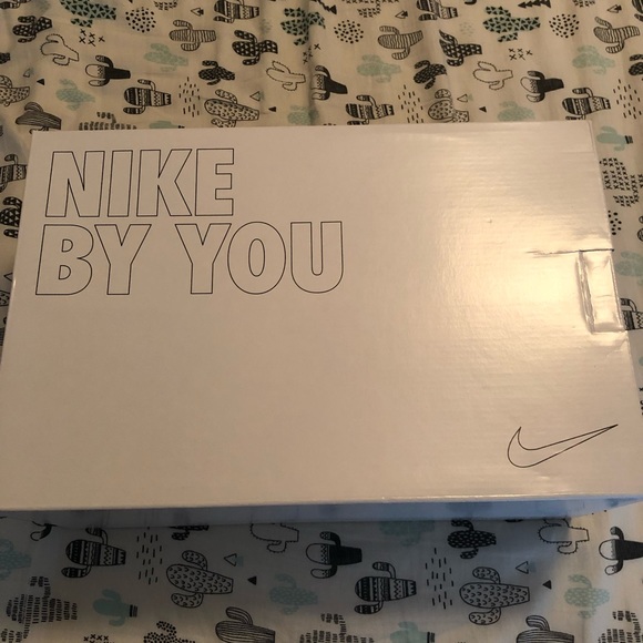 Nike Dunk Low Customized Los Angeles Lakers Shoes Size 10 - Picture 10 of 11